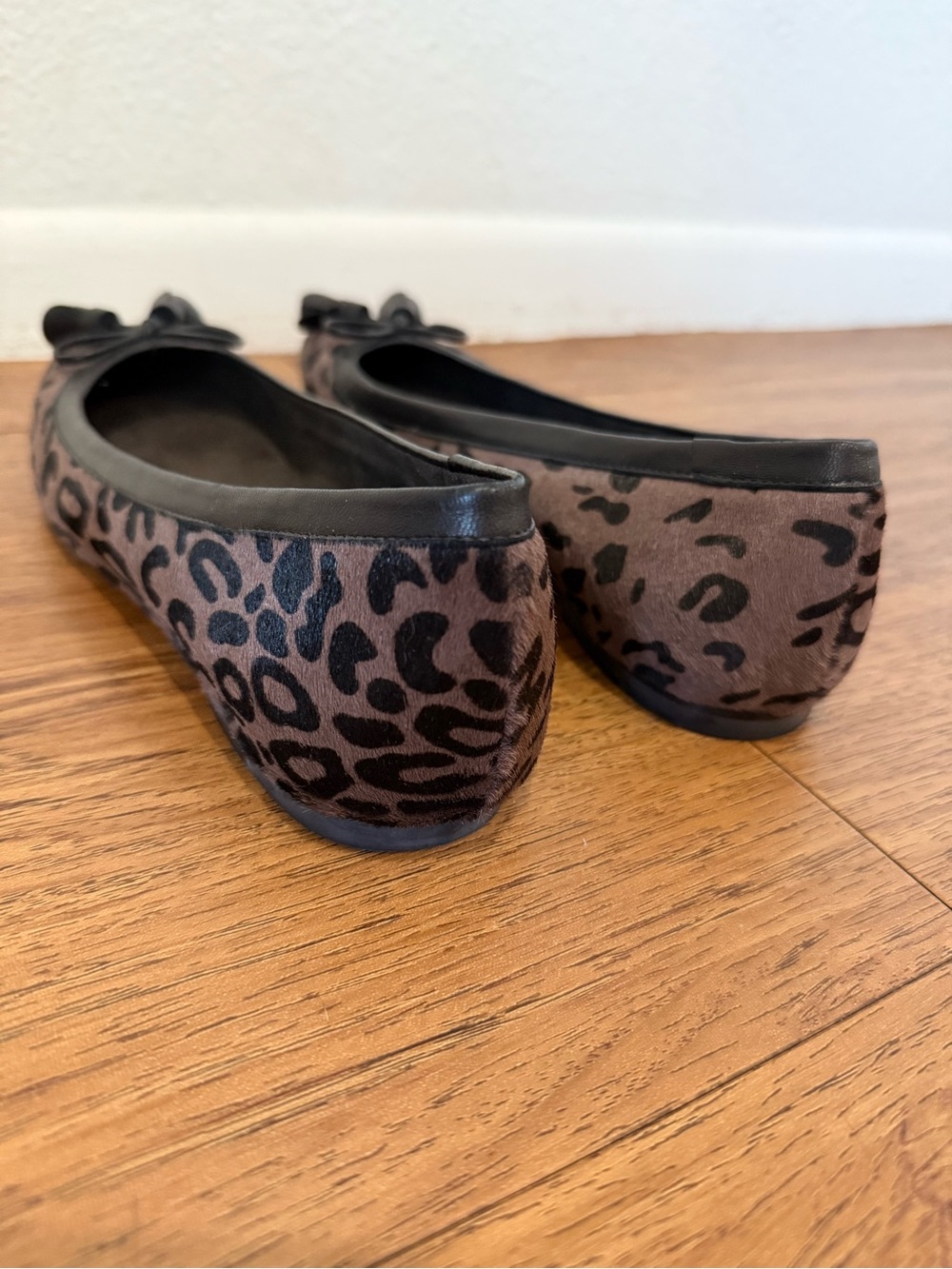 NWOT Stuart Weitzman Leopard Print Ballet Flats Size 7.5 M - Picture 3 of 7